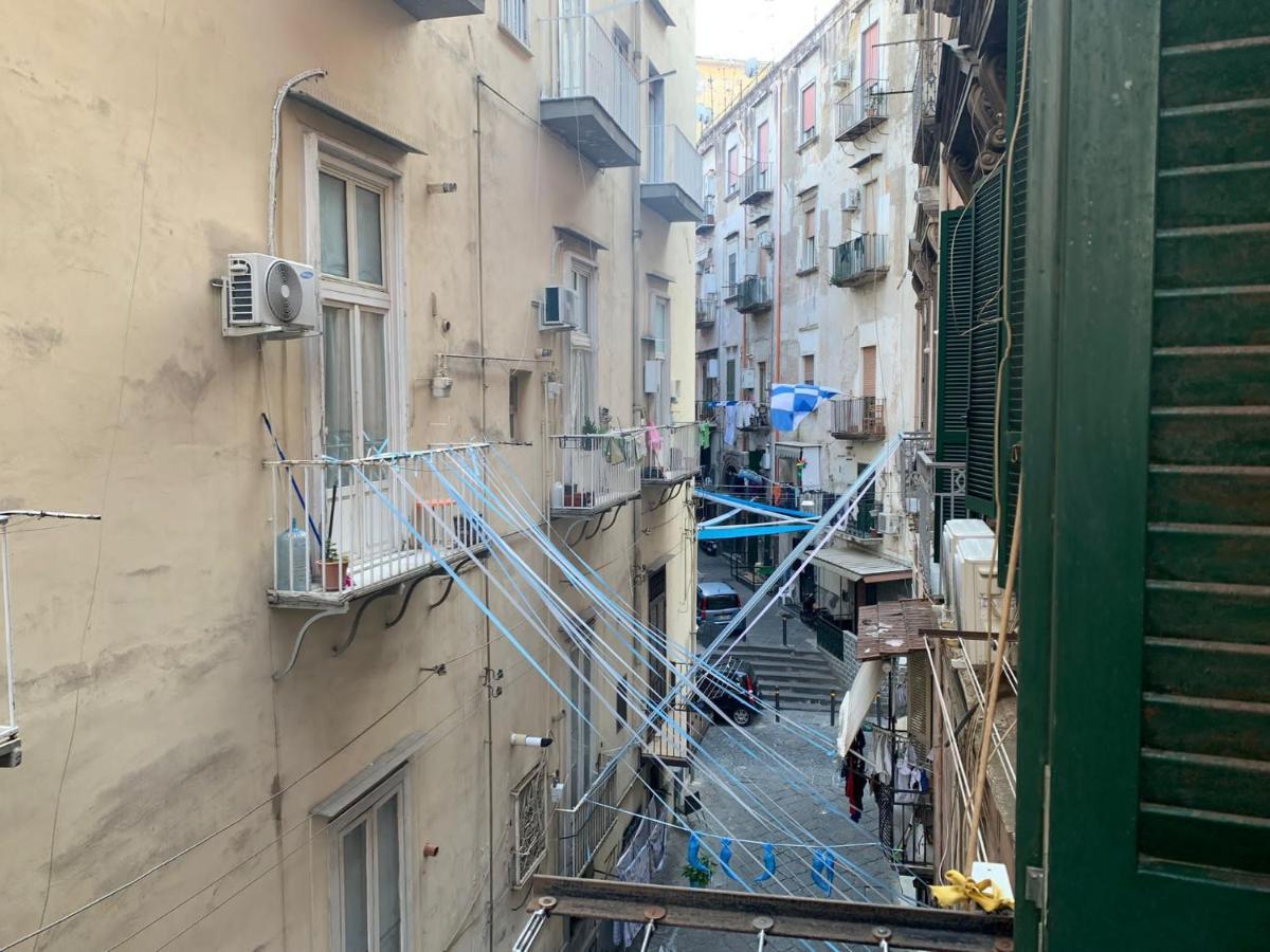 Alleria Napoli Esterno foto