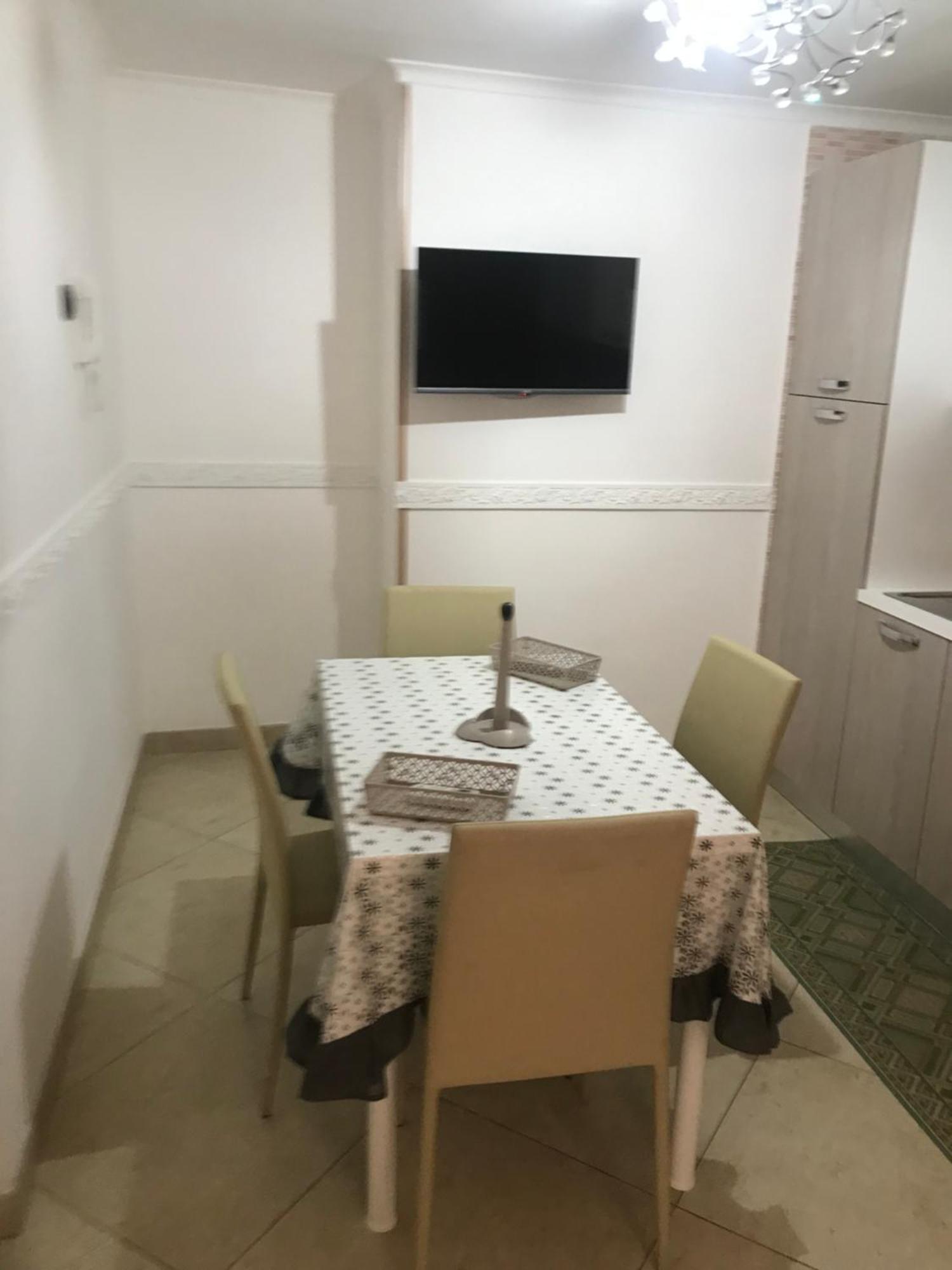 Alleria Napoli Esterno foto