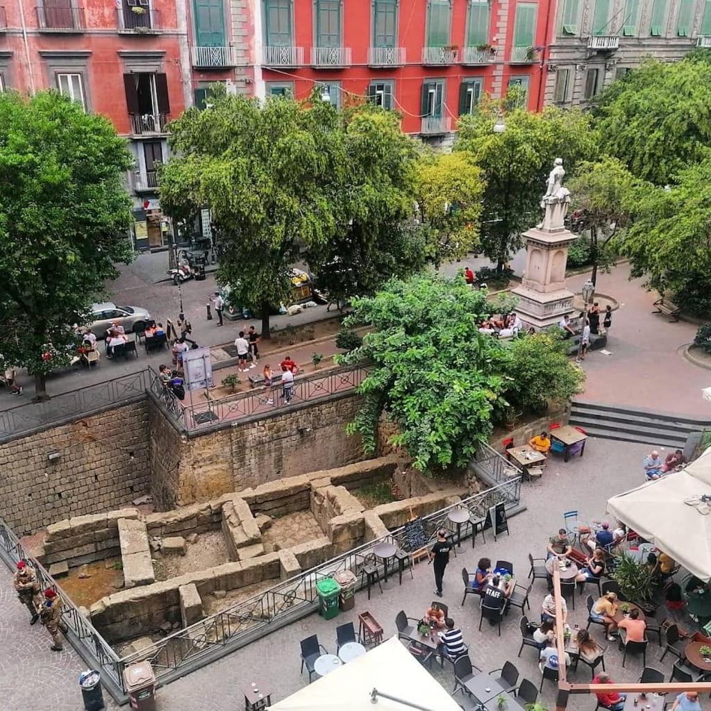 Alleria Napoli Esterno foto